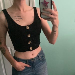 Black ribbed button crop top
